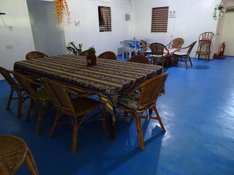 Happy Buddha Inn Puerto Galera Exterior photo